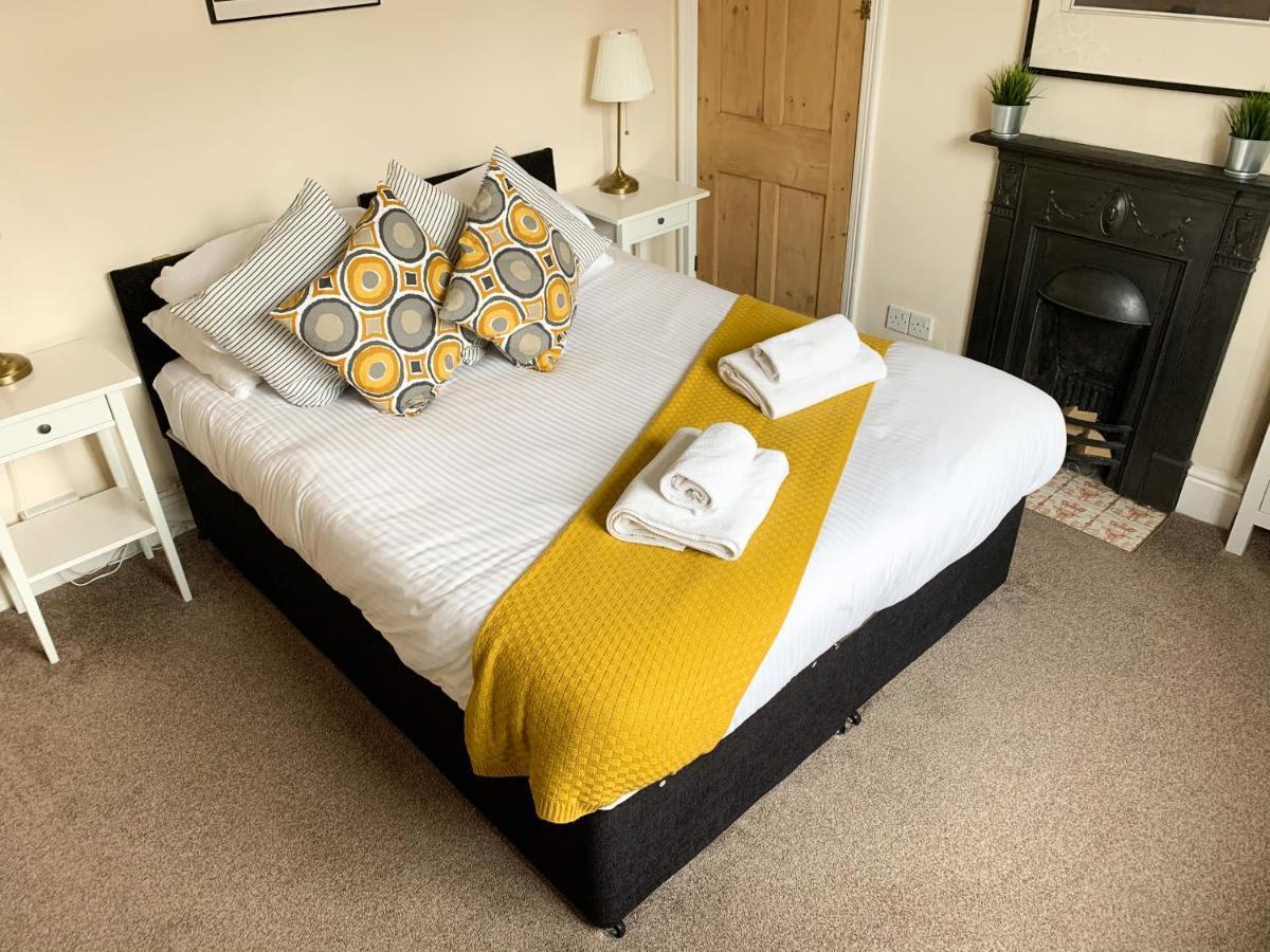 Riverside Lodge - Quaint Victorian Home By The River York Eksteriør bilde