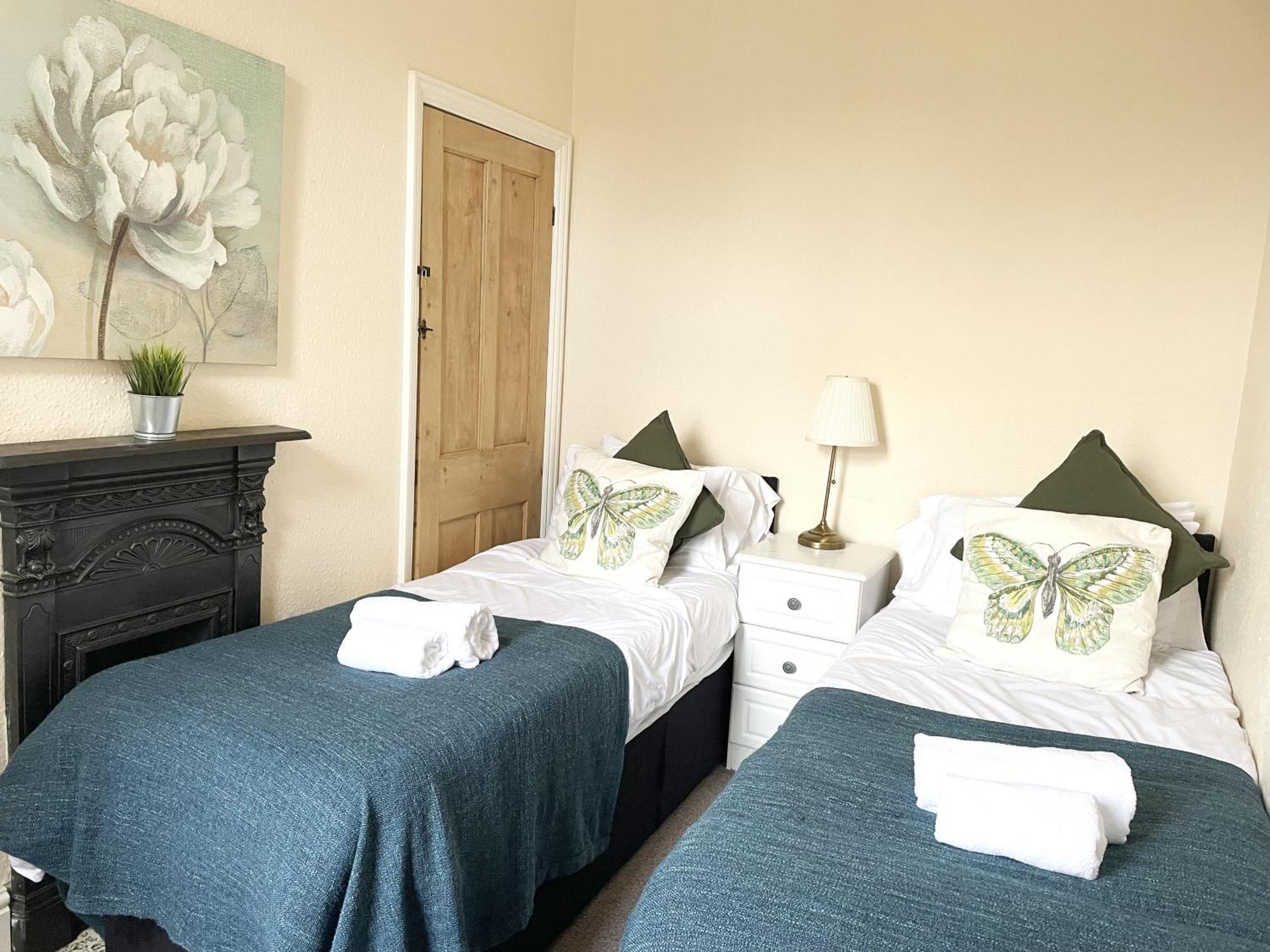 Riverside Lodge - Quaint Victorian Home By The River York Eksteriør bilde