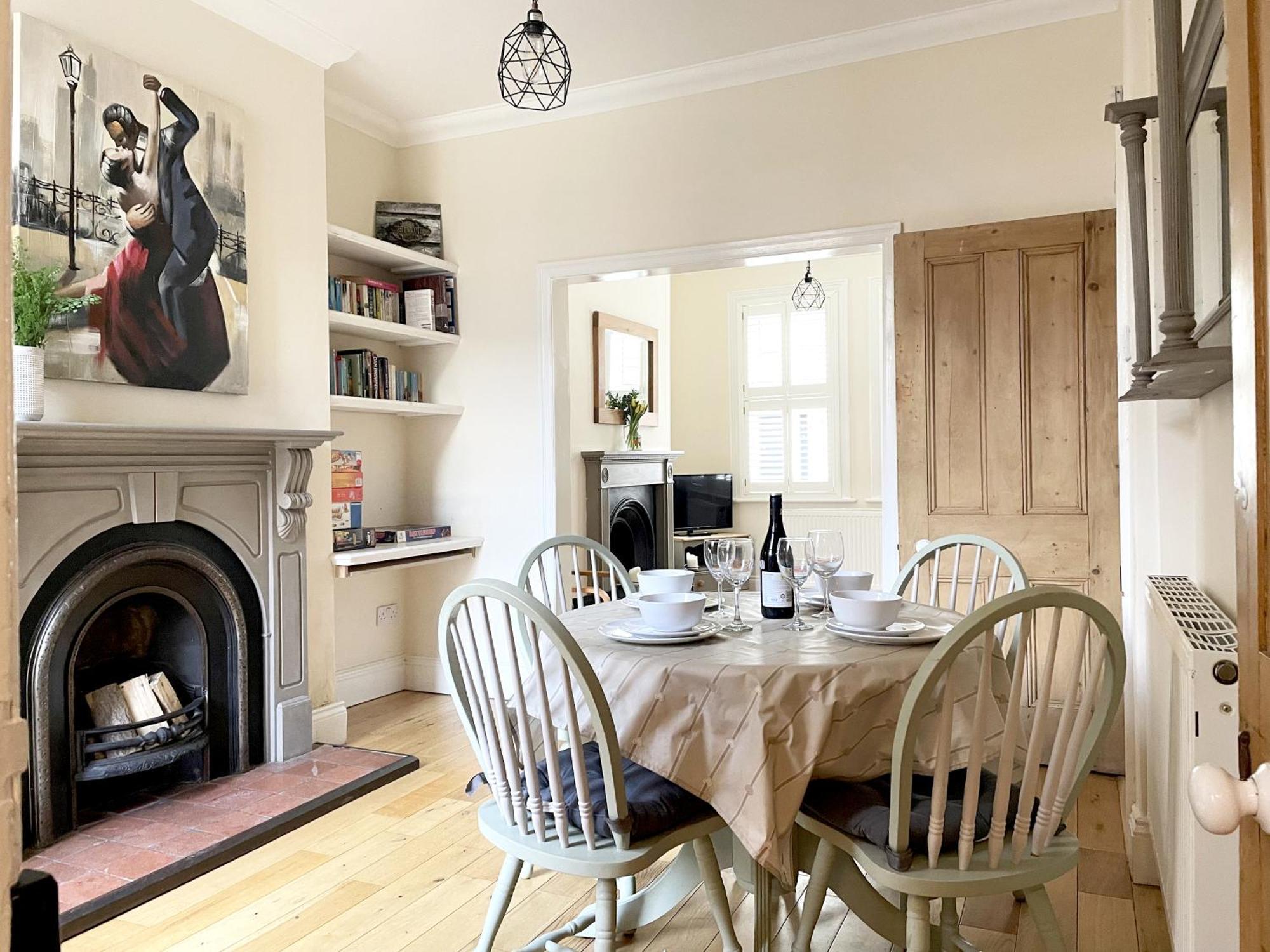 Riverside Lodge - Quaint Victorian Home By The River York Eksteriør bilde