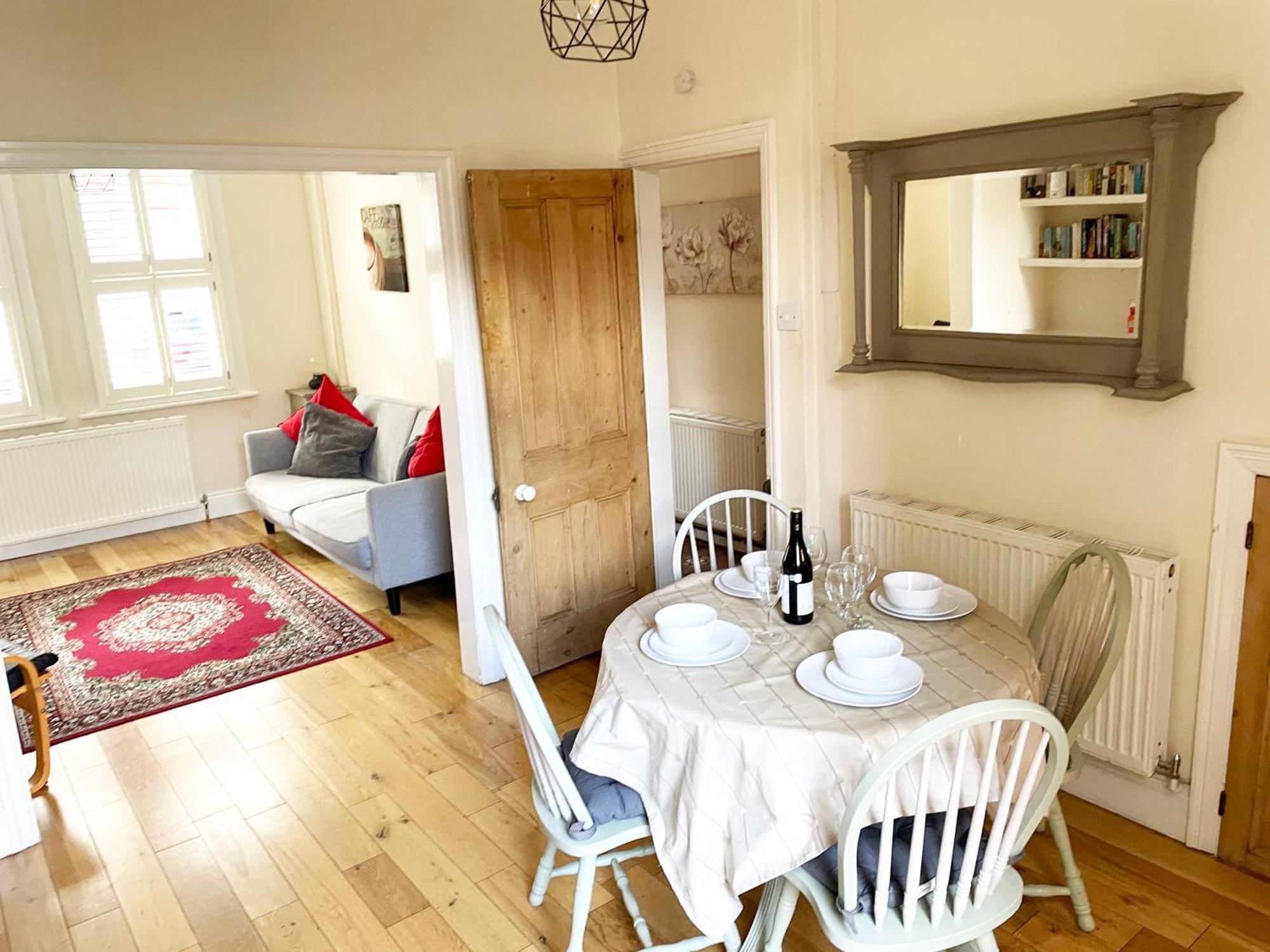 Riverside Lodge - Quaint Victorian Home By The River York Eksteriør bilde