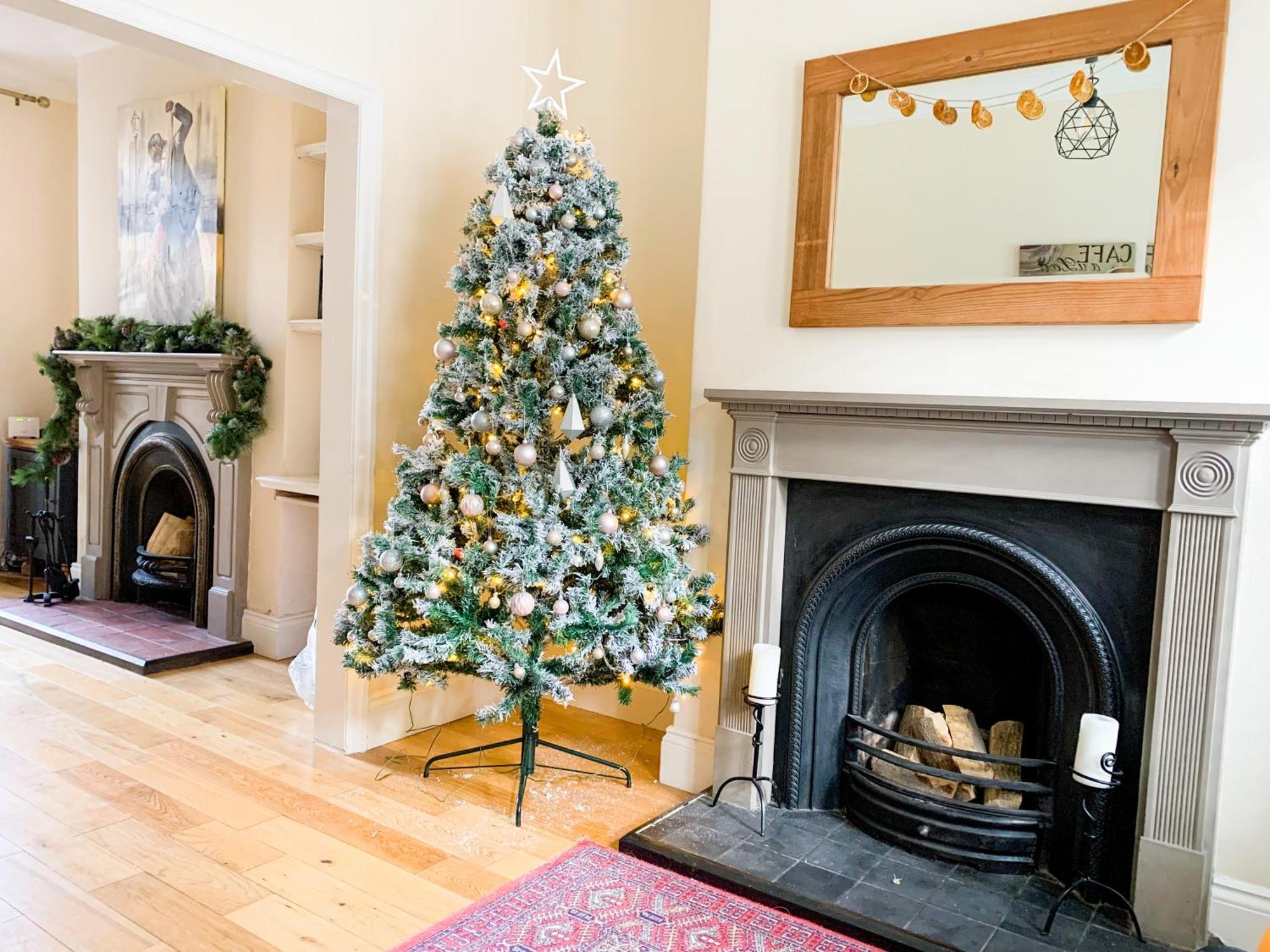 Riverside Lodge - Quaint Victorian Home By The River York Eksteriør bilde
